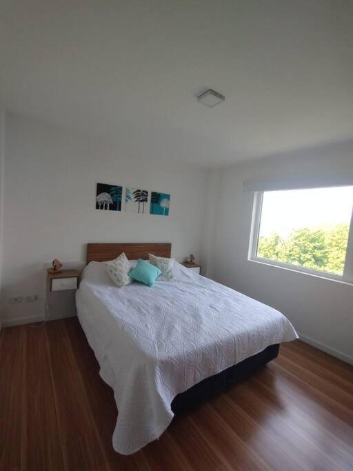 Apartamento Centro Vista Al *